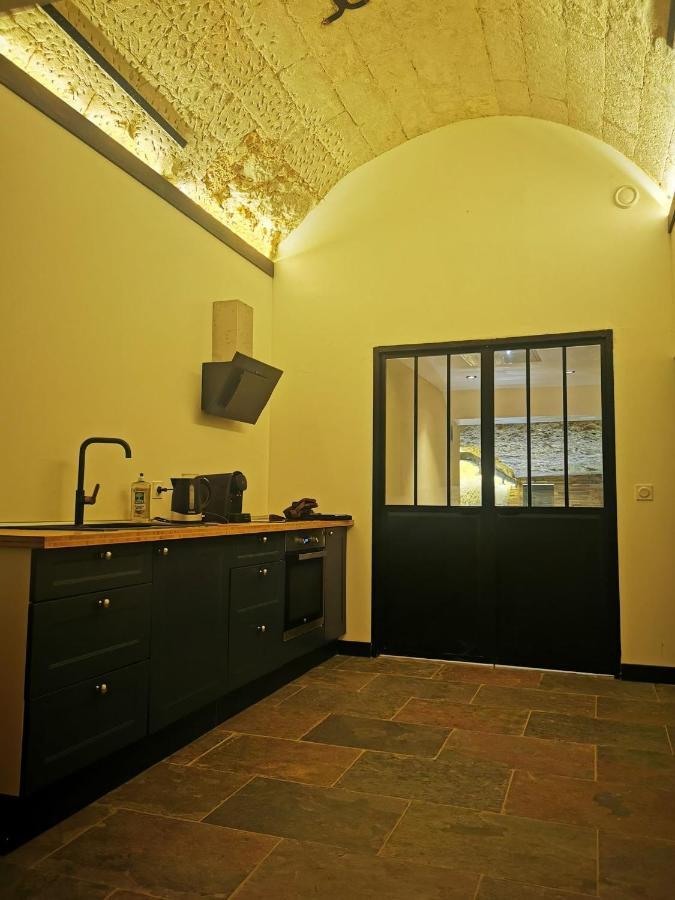 La Montrieuse, Chambre Individuelle Avec Sauna Et Baignoire Spa Naveil Bagian luar foto
